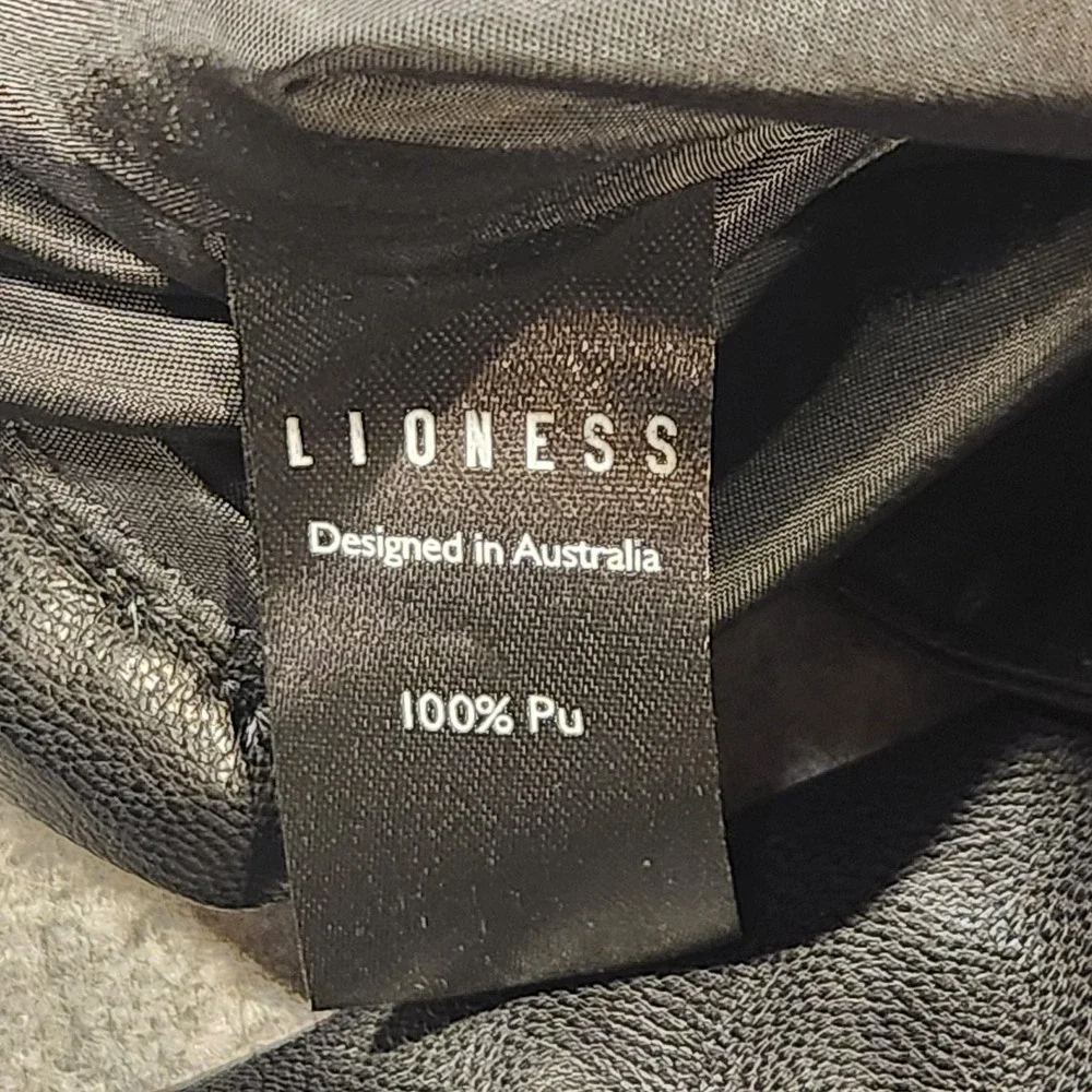 Lioness Pants Womens XXS‎ Black Faux Leather High Rise Straight Leg PU Vegan